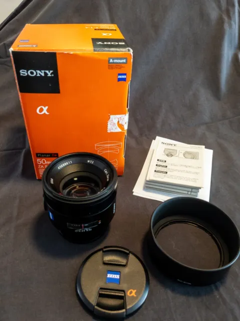 Sony Zeiss Planar T* 50mm f/1.4 ZA SSM Lens TOP MINT w/box,hood,manuals
