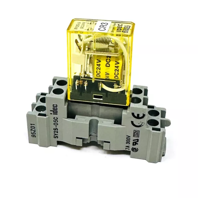 IDEC RY2S-U Miniature Relay DC 24V w/ SY2S-05C DIN Mount Fingersafe Socket Base