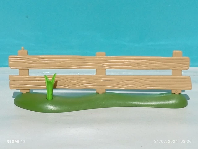 Lot De Barrières Et Clôtures PLAYMOBIL – Pour Ranch, Ferme – Occasion