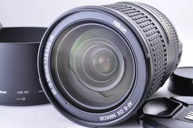 Nikon AF-S DX ED 18-300mm f/3.5-5.6 G VR Telephoto Zoom Lens
