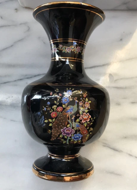 Vintage Keramik griechische Urnenvase schwarz mit 24k Gold Relief Pfauen Stempel auf Basis