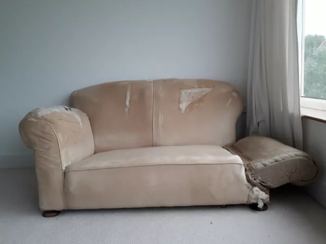 Drop arm sofa for reupholstering