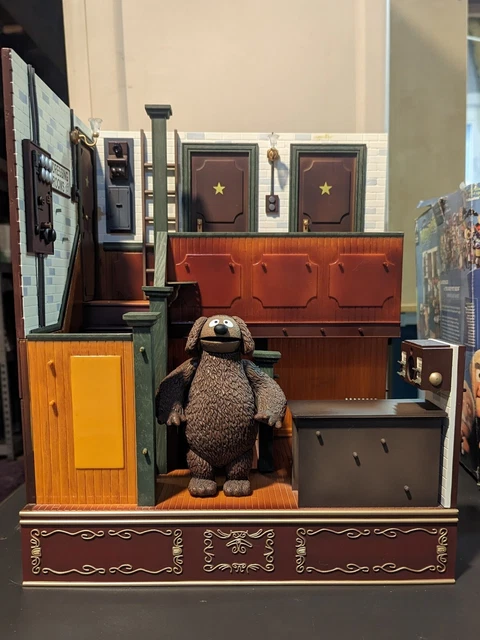 Backstage Palisades Muppet Show 25 Years Rolf Theatre  Deluxe Playset Figure