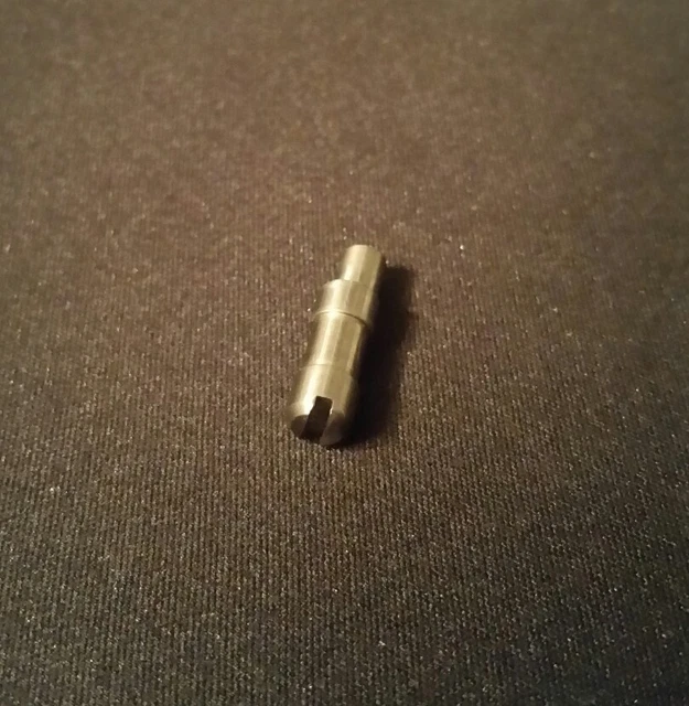 CRL Eccentric Shaft (CRL-22594) for CRL Model E-HD Telemanipulator
