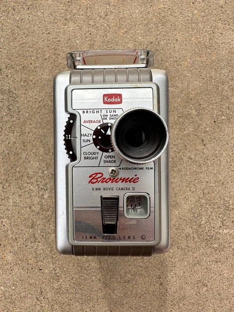 VINTAGE Kodak Brownie Movie Camera II 8MM Film, 2.3 13mm Lens - Works!
