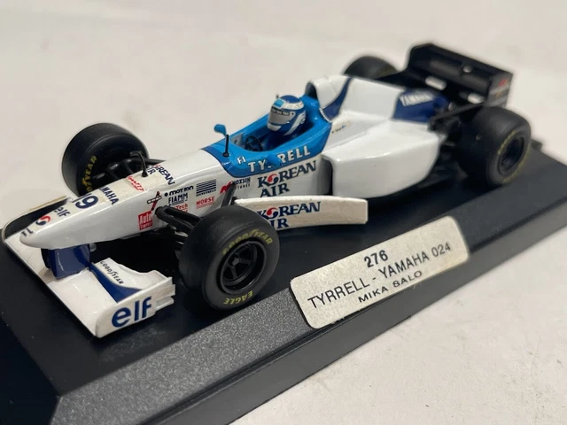 Model 1:43 Formule F1 TYRRELL YAMAHA 1993 DE CESARIS ONYX (MINICHAMPS