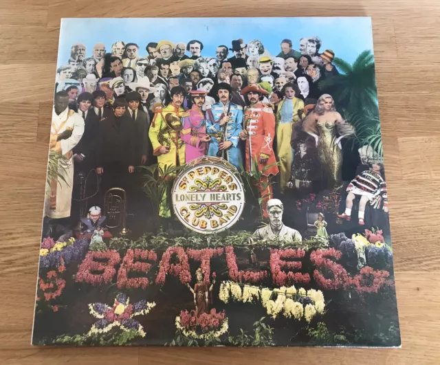 The Beatles Sgt Peppers Lonely Hearts Club Band Vinyl LP PCS 7027. Parlophone