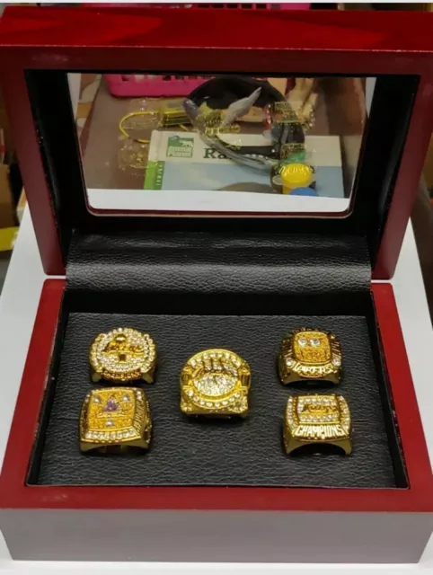 Kobe Bryant - Los Angeles Lakers Championship 5 Ring Set With Wooden Display Box