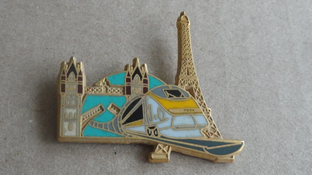PIN'S TGV JAUNE - Signé Ballard / Excellent Etat EUR 8,94 - IT