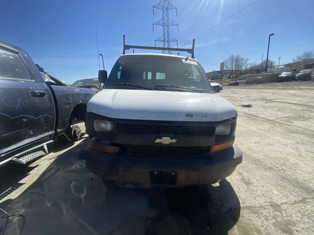 Front Drive Shaft Fits 03-14 EXPRESS 1500 VAN 1030764