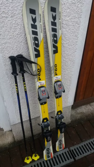 ski set kinder völkl P60 130 cm lang mit schuh, stöcken, helm