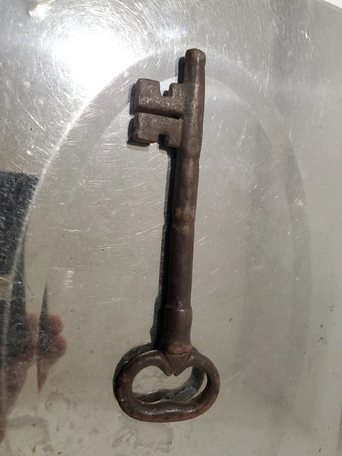 CLÉ ANCIENNE DE château XIXe en fer forgé EUR 17,99 - PicClick FR