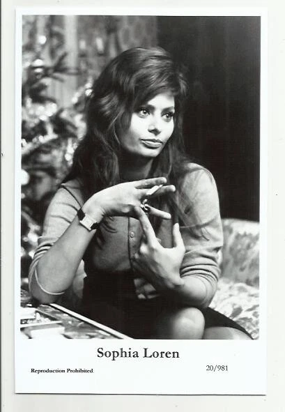 (Bx31) Sophia Loren Swiftsure Photo Postcard (20/981) Filmstar Pin Up Glamour