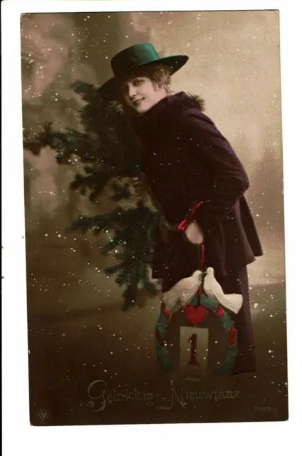 CPA-Carte Postale France- Fantaisie Une jeune femme avec son grand chapeau 1905