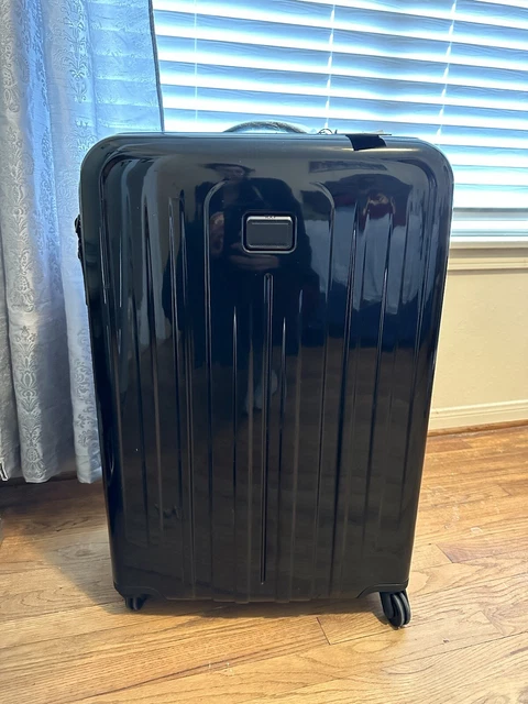 tumi luggage 22 carry-on