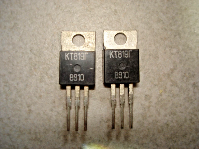 TRANSISTORPAAR 2 X KT819G, Endtransistor, 2. Charge, HMK-V100 EUR 9,80 ...