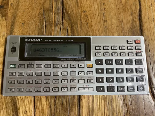 SHARP PC-1430 PC Pocket Computer Calcolatrice Vintage