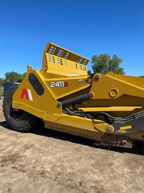 2021 Ashland 2411E Pull Scraper 1000hrs