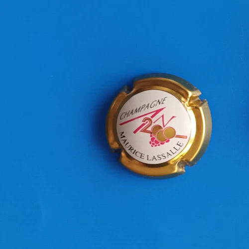 capsule de champagne AN 2000 PERSO MAURICE LASSALLE sur 617  OR    rare !
