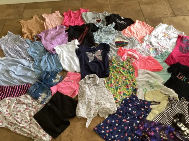 Girls age 8-9 large Summer clothing bundle, 30+  items