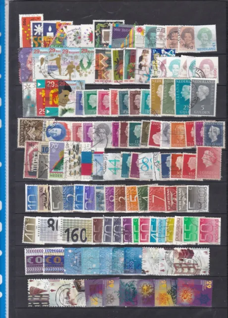 PAYS BAS  lot de 125 timbres obliteres  cote ??