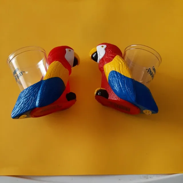 Captain Morgan's Parrot Bay Plastic Parrot Shot Glass Lot 4 Still in Plastic 