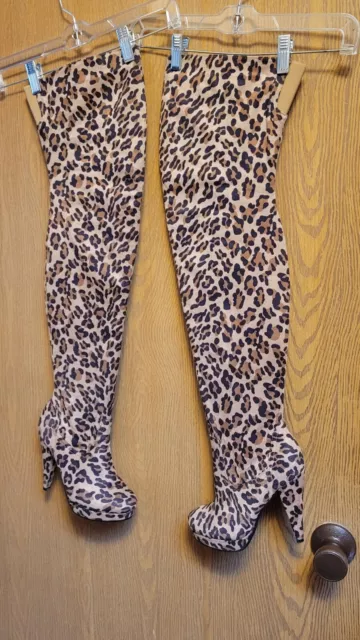Ladies Pre-own Sz 7 Leopard Print Microfiber THIGH HIGH Platform Boots. Clean!!!