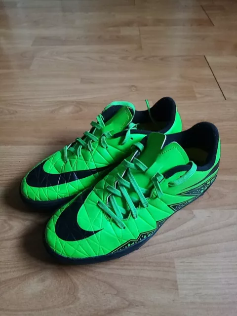 Nike hypervenom size 5.5 outlet