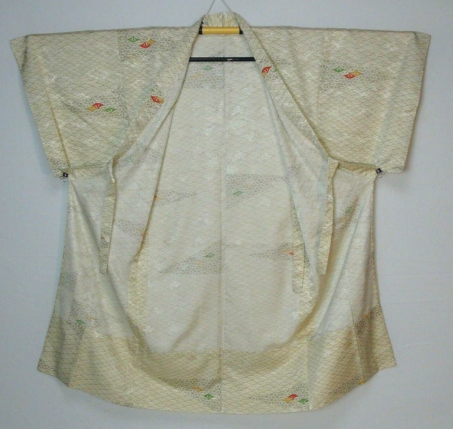 Vintage Juban kimono silk 136x134cm from Japan Juban jyuban yuban