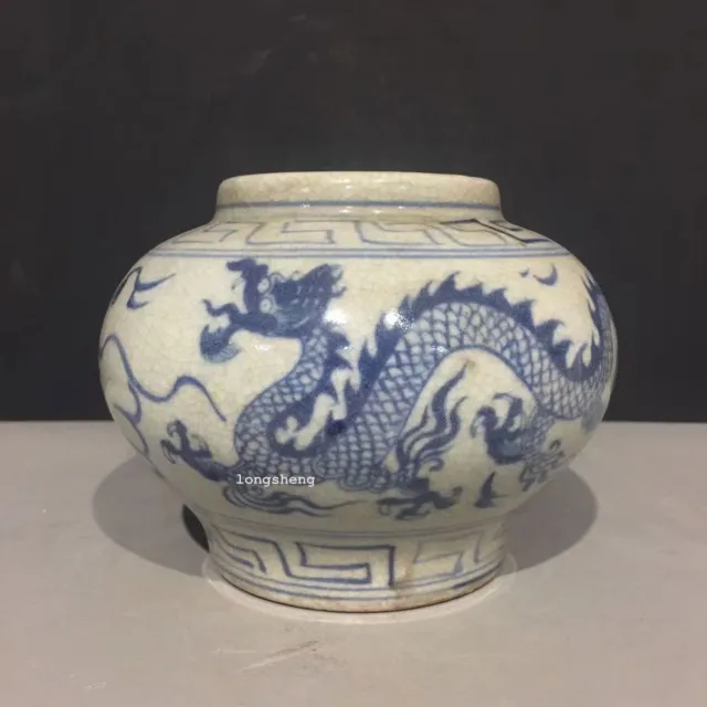 Chinese Antique Xuande Blue and White Porcelain Dragon Pattern Jar 4-inch