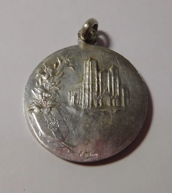 Medaille religieuse ancienne " Notre Dame de Déols " - metal argenté 2