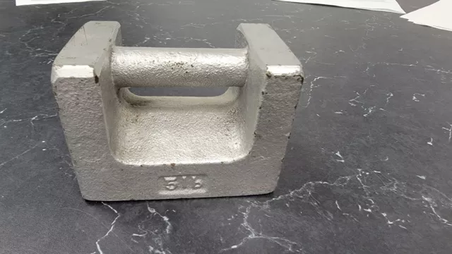 5 Lb painted cast iron Calibration Weight Scale