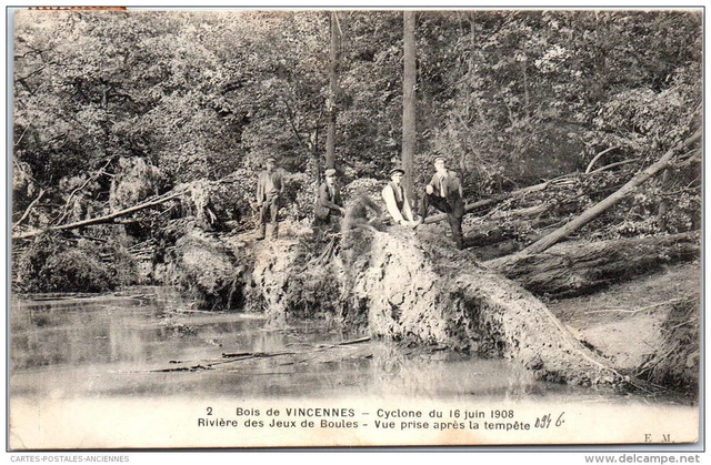 94 VINCENNES - un coin du bois apres le cyclone de juin 1908