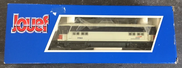 Jouef LOCOMOTIVE DIESEL DE MANOEUVRE HO Y 51130 ref 8501 avec éclairage et boîte