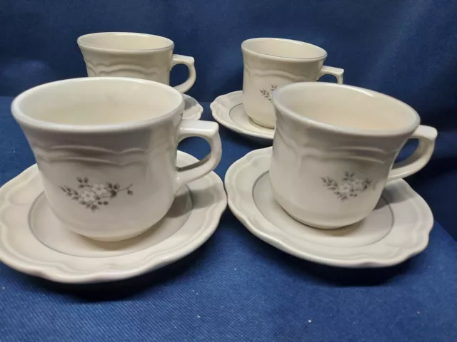 Vintage Pfaltzgraff Heirloom 4 Sets Cups & Saucers Retired Pattern