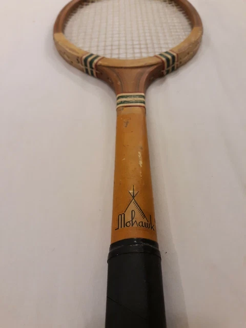 Racchetta tennis legno vintage Multiply Super di seconda mano per 35 EUR su La Maddalena su WALLAPOP Racchetta tennis legno vintage Multiply Super di seconda mano per 35 EUR su La Maddalena su WALLAPOP