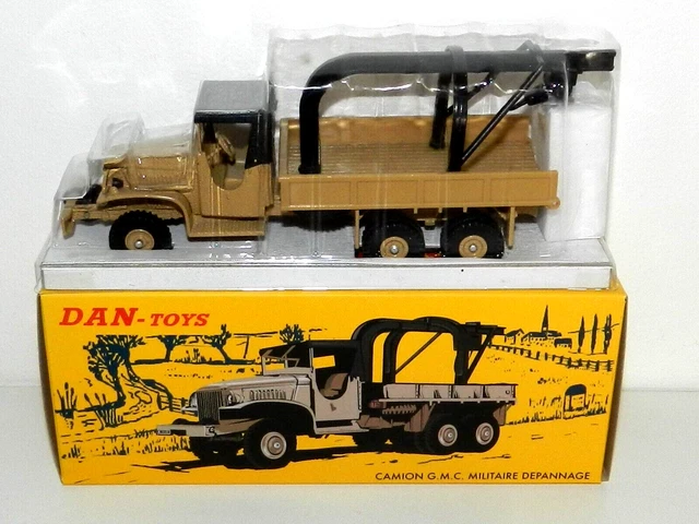 Dinky toys militaire France- gmc baché, état neuf en boite ref 809