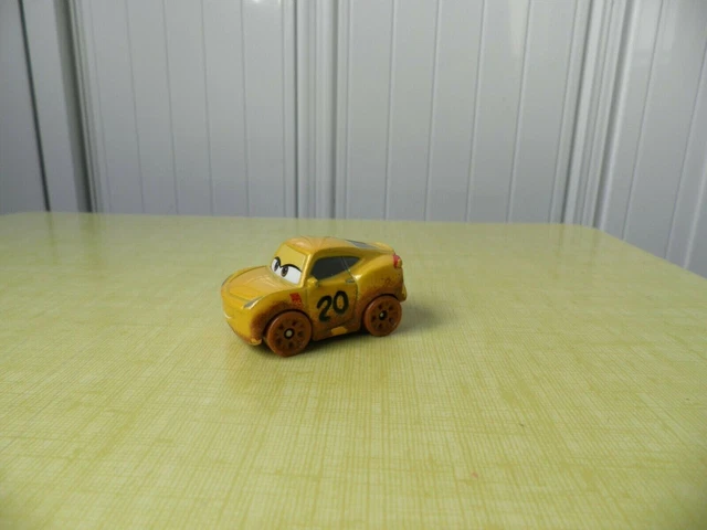 DISNEY PIXAR MINI CARS CRUZ RAMIREZ METAL MATTEL FLASH Mc QUEEN