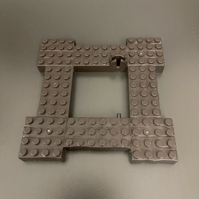 Mega Bloks AM02599 Baseplate Replacement Add-on Piece Part Brown