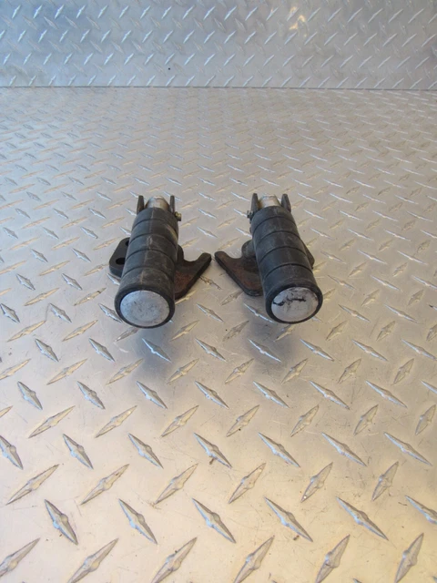 v star 1100 foot pegs