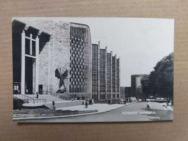 Coventry Cathedral Vintage Rp Postcard