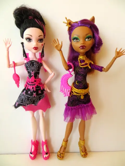Monster High Frights,Camera,Action! Complete Draculaura And Clawdeen Dolls.2013