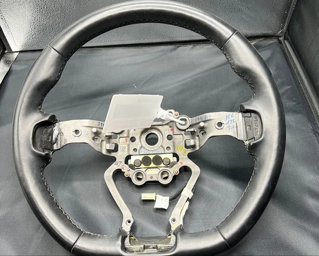 Kia Sportage OEM Steering Wheel 2011-2016 1 - Used