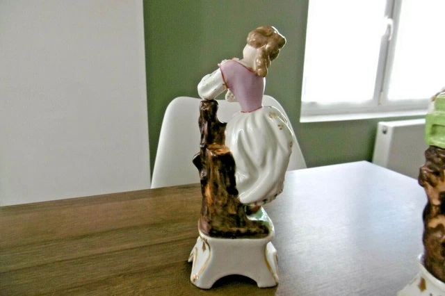 ancienne paire de figurines personnages bouquetières porcelaine Paris XIX siècle 7
