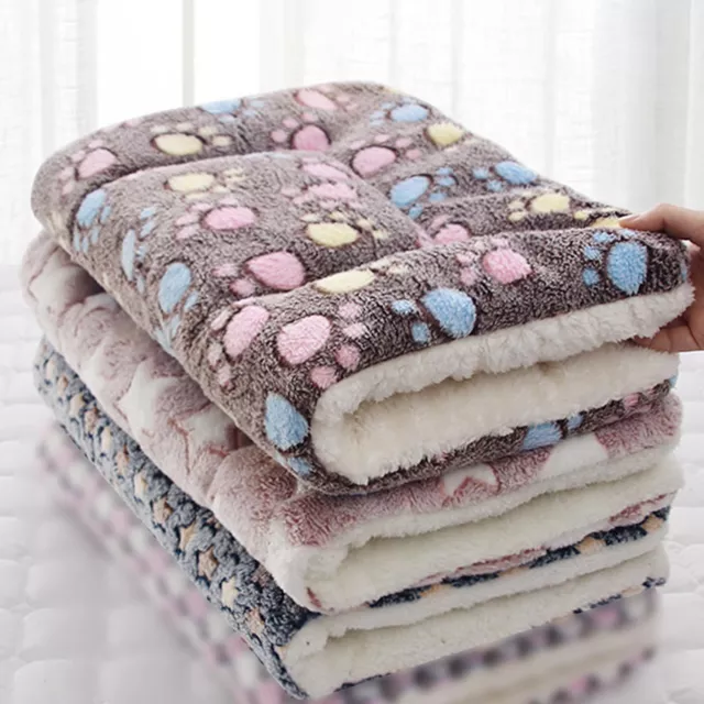 Pet Bed Mat Self Warming Soft Flannel Pad Blanket Cat Bed Cushion Washable