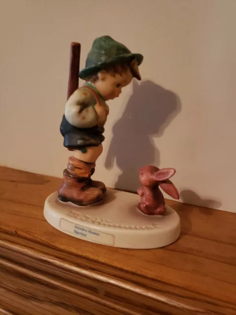 Vintage Goebel Hummel Figurine "Sensitive Hunter" #6/0 TMK 6