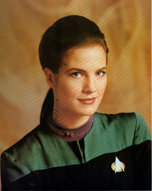 STAR TREK DEEP SPACE NINE tenente Jadzia Dax cartolina grande SC003