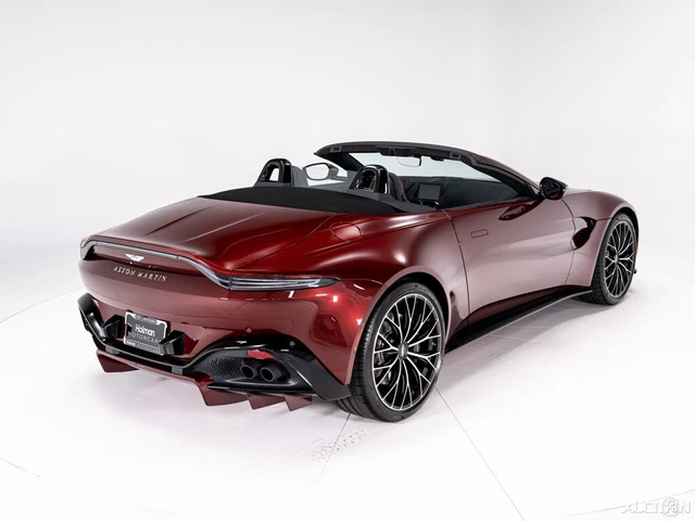 2023 ASTON MARTIN Vantage 2
