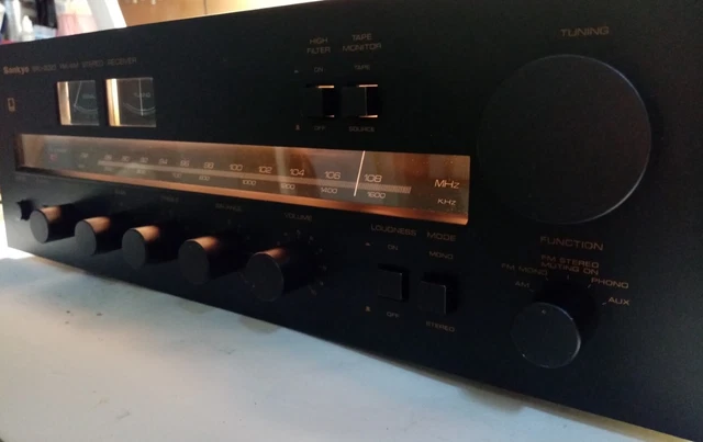 Ampli-tuner Vintage SANKYO SRC-4040 – HiFi – Occasion état Correct