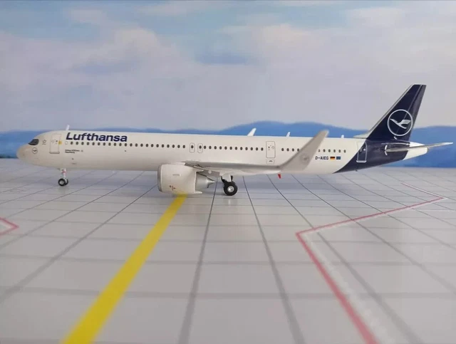 Modellino Aereo Hogan Wings Airbus A321neo Airblue AP-BOE Scala 1:200